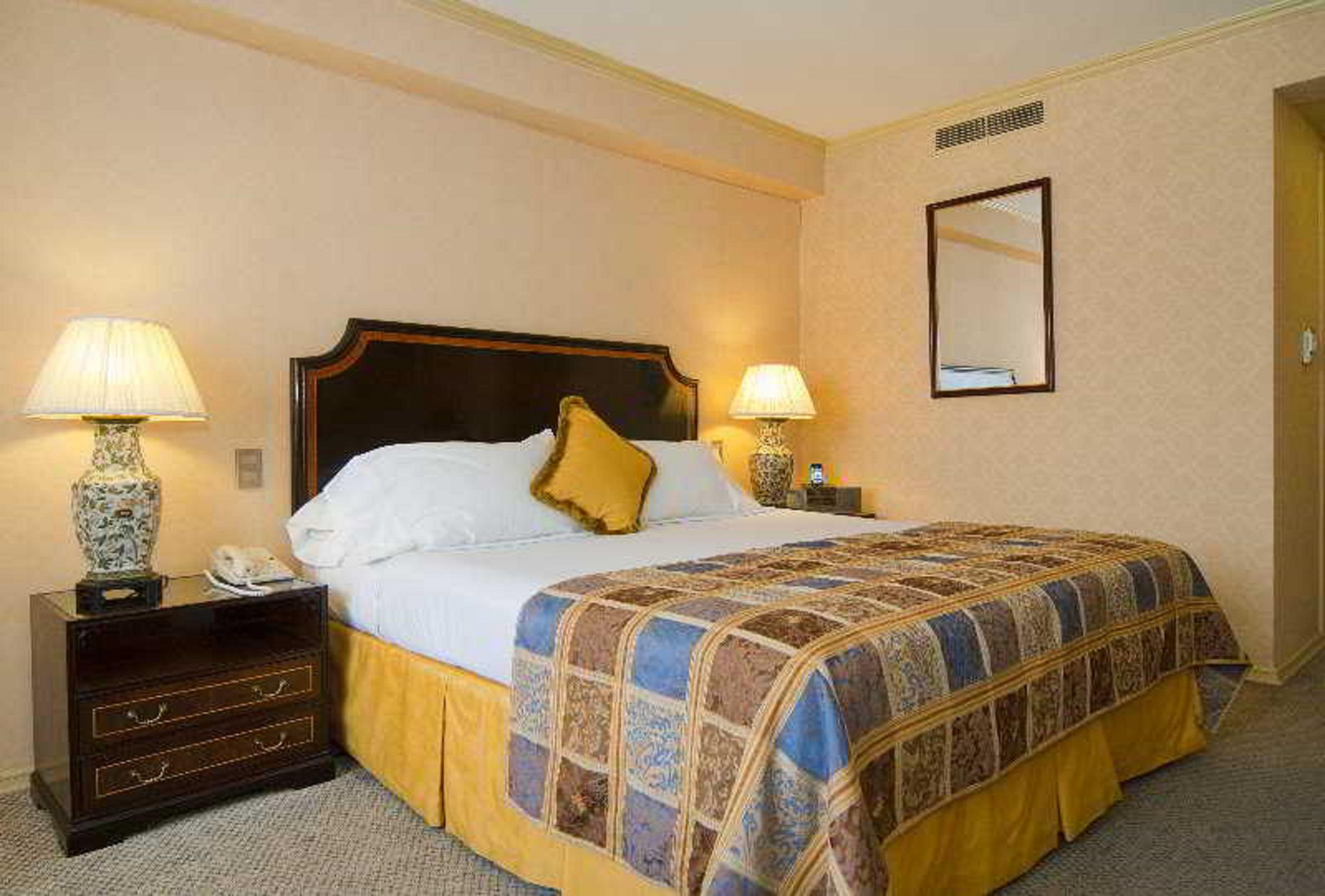 Park Plaza Santiago Hotel Стая снимка